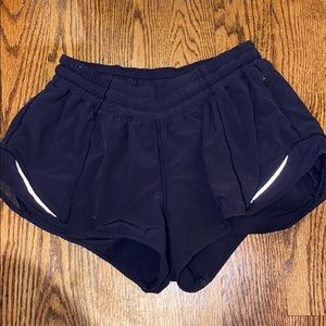 Lululemon Hotty Hot Short